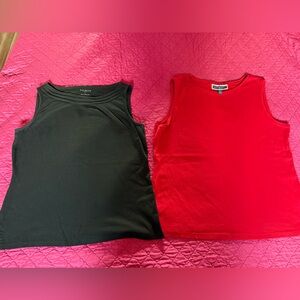 Bundle of 2 Sleeveless Tops